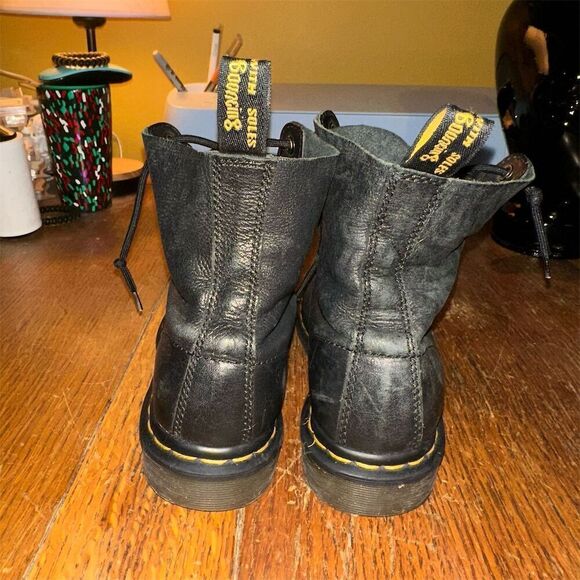 Dr. Martens 1460 Pascal Women's Black Combat Boots Size 6 - Picture 2 of 12